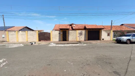 Casa com 3 Quartos à venda, 178m² no Santa Mônica, Londrina
