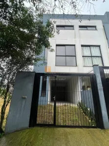 Sobrado com 2 Quartos à venda, 129m² no Vinhedos, Caxias do Sul