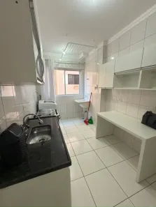 Apartamento com 2 Quartos para alugar, 63m² no Vila Marumby, Maringá