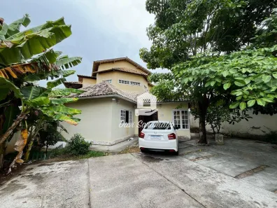 Casa com 4 Quartos à venda, 238m² no Serra Grande, Niterói