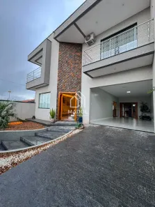 Sobrado com 4 Quartos à venda, 230m² no Ronda, Ponta Grossa