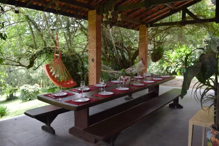 Casa com 3 Quartos para alugar, 244m² no Ressaca, Itapecerica da Serra