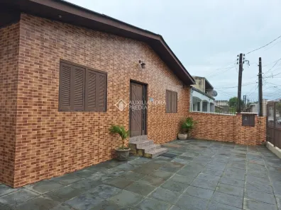 Casa com 3 Quartos para alugar, 123m² no Sarandi, Porto Alegre