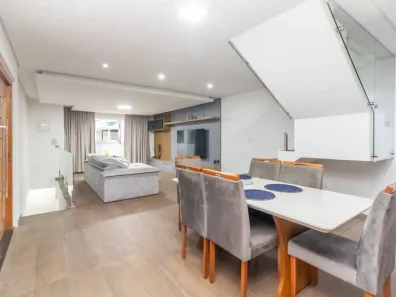 Sobrado com 3 Quartos à venda, 196m² no Vila Guedes, São Paulo