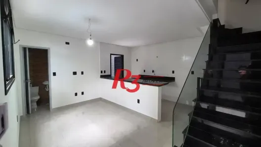 Casa com 2 Quartos à venda, 65m² no Macuco, Santos