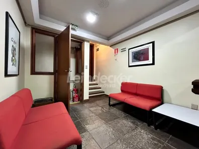 Sala Comercial para alugar, 120m² no Mont Serrat, Porto Alegre