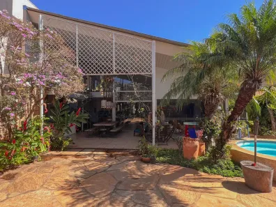 Casa de Condomínio com 3 Quartos à venda, 365m² no Jardim Karaíba, Uberlândia