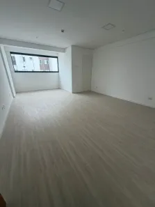 Sala Comercial com 1 Quarto para venda ou aluguel, 32m² no Cidade Nova Arujá, Arujá
