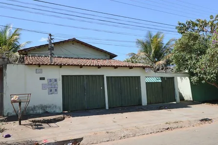 Casa com 2 Quartos à venda, 303m² no Parque Veiga Jardim, Aparecida de Goiânia