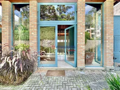 Casa de Condomínio com 4 Quartos à venda, 489m² no Jardim Indaiá, Embu das Artes