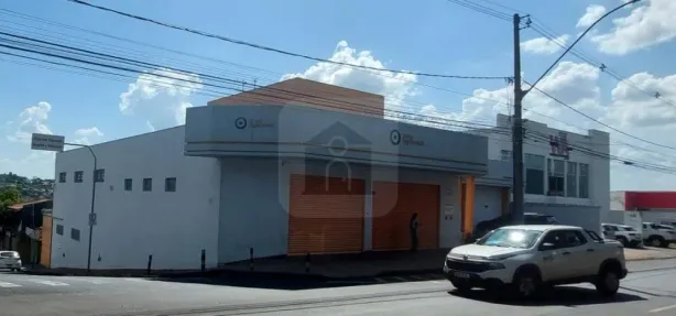 Ponto Comercial para alugar, 1638m² no Daniel Fonseca, Uberlândia