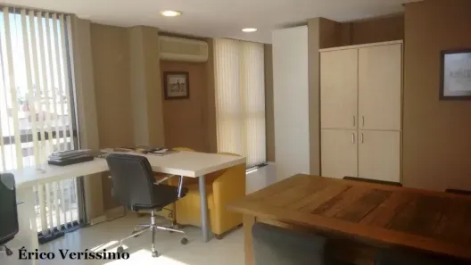Sala Comercial à venda, 30m² no Menino Deus, Porto Alegre