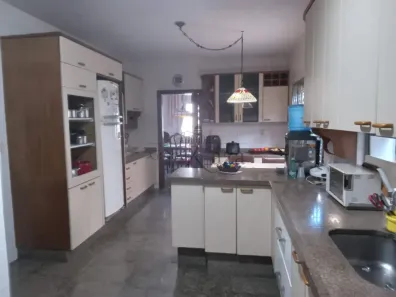 Casa de Condomínio com 5 Quartos para alugar, 310m² no Jardim das Colinas, São José dos Campos