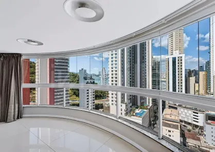 Apartamento com 3 Quartos para alugar, 137m² no Pioneiros, Balneário Camboriú