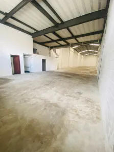 Imóvel Comercial à venda, 715m² no Vila Palmares, Santo André