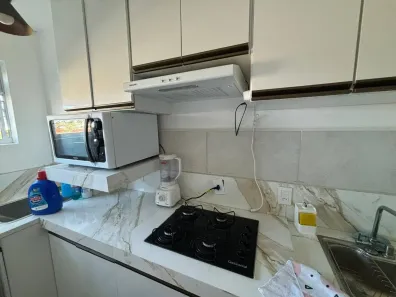 Apartamento com 2 Quartos para alugar, 50m² no Pau Amarelo, Paulista