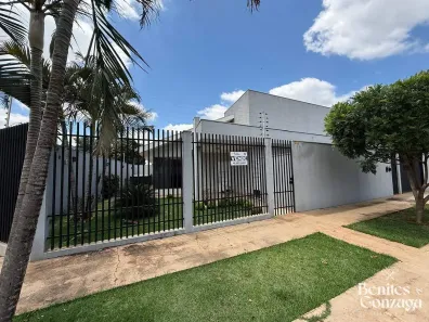 Casa com 4 Quartos à venda, 230m² no Jardim Monte Rei, Maringá