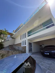 Casa com 4 Quartos à venda, 352m² no Piratininga, Niterói