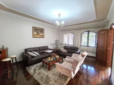 Casa com 4 Quartos à venda, 295m² no Vila Rezende, Piracicaba