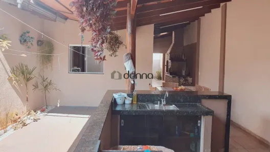 Casa com 3 Quartos à venda, 160m² no Pacaembu II, Uberaba