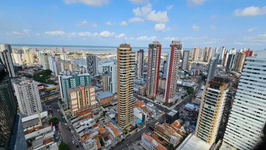 Apartamento com 3 Quartos para alugar, 127m² no Umarizal, Belém
