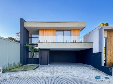Casa de Condomínio com 4 Quartos à venda, 270m² no Vina Del Mar, Juiz de Fora
