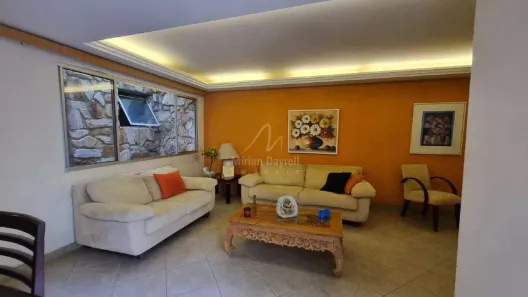 Casa com 3 Quartos à venda, 702m² no Carlos Prates, Belo Horizonte