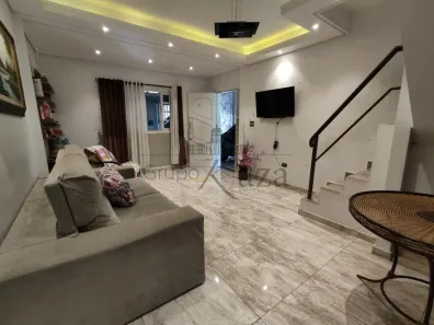 Sobrado com 5 Quartos à venda, 220m² no Parque dos Príncipes, Jacareí
