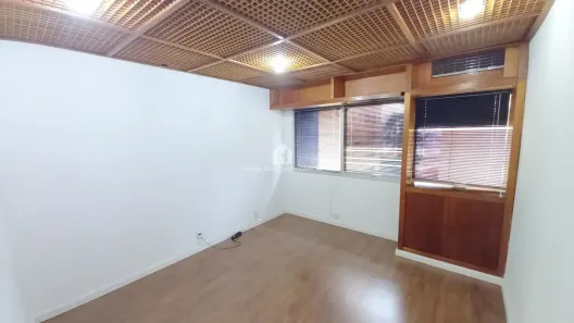 Sala Comercial para alugar, 30m² no Centro, São José dos Campos