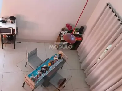 Sobrado com 3 Quartos à venda, 170m² no Nova Uberlândia, Uberlândia