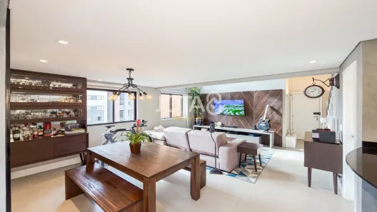 Apartamento com 2 Quartos à venda, 92m² no Cabral, Curitiba