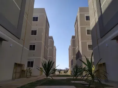 Apartamento com 2 Quartos à venda, 42m² no Vila Mutirão I, Goiânia