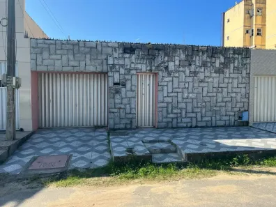 Casa com 3 Quartos para alugar, 90m² no Barroso, Fortaleza