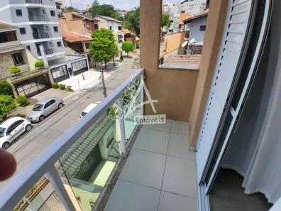 Sobrado com 3 Quartos à venda, 200m² no Jardim Pedroso, Mauá