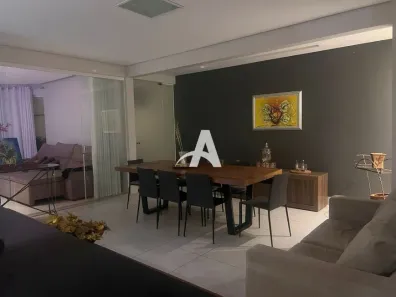 Casa de Condomínio com 3 Quartos para alugar, 240m² no Santa Luzia, Uberlândia