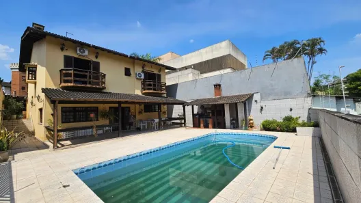 Sobrado com 4 Quartos à venda, 480m² no Adalgisa, Osasco