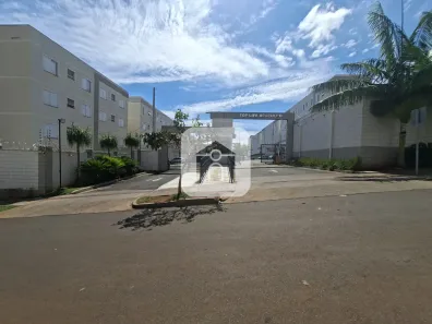 Apartamento com 2 Quartos para alugar, 44m² no Chácaras Tubalina e Quartel, Uberlândia