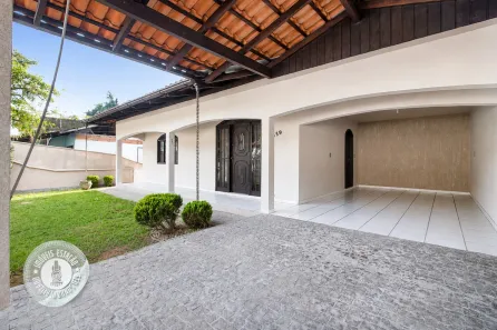 Casa com 3 Quartos à venda, 210m² no Água Verde, Blumenau