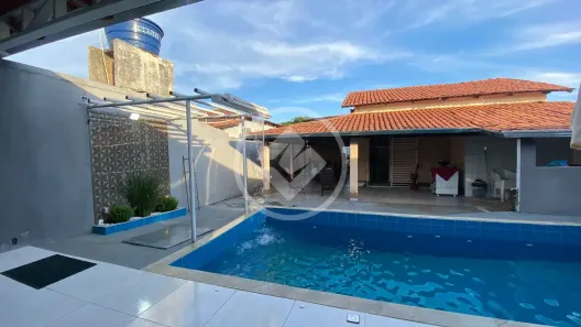 Casa com 4 Quartos à venda, 300m² no Estância Itaguaí, Caldas Novas