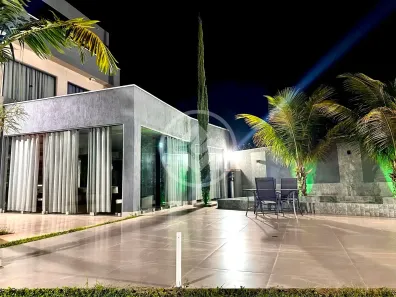 Sobrado com 4 Quartos à venda, 500m² no Vila Santos Dumont, Aparecida de Goiânia