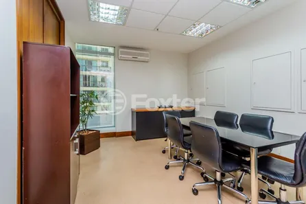 Sala Comercial à venda, 266m² no Boa Vista, Porto Alegre