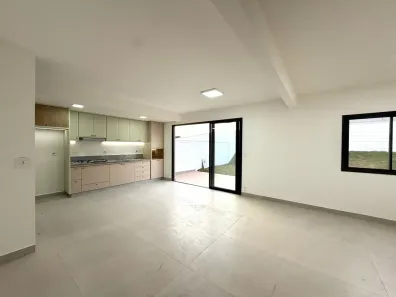 Casa de Condomínio com 2 Quartos para alugar, 140m² no Jardins Berlim, Senador Canedo