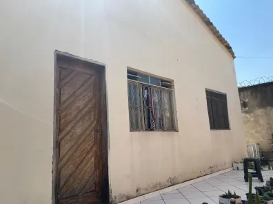 Casa com 4 Quartos à venda, 360m² no Parque Xangri-Lá, Contagem