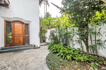Casa com 4 Quartos à venda, 270m² no Chácara Santo Antônio (Zona Sul), São Paulo