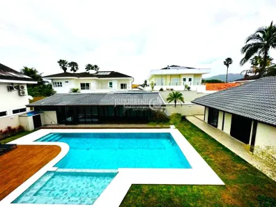 Casa de Condomínio com 6 Quartos à venda, 500m² no Jardim Acapulco, Guarujá