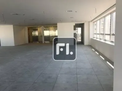 Sala Comercial para alugar, 208m² no Vila Olímpia, São Paulo