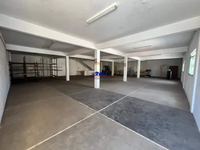 Galpão/Depósito/Armazém para alugar, 370m² no Castanheira (Barreiro), Belo Horizonte