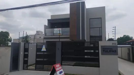 Sobrado com 3 Quartos à venda, 146m² no Portão, Curitiba