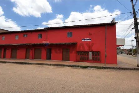 Prédio Comercial com 7 Quartos à venda, 500m² no Praça Kennedy, Alagoinhas