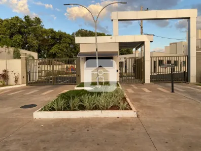 Apartamento com 2 Quartos para alugar, 45m² no Jardim Patrícia, Uberlândia